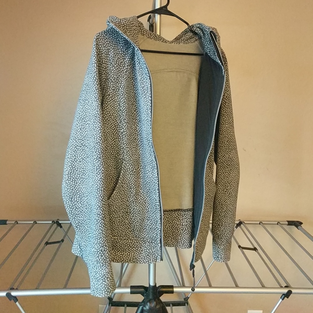 Suba Hoodie